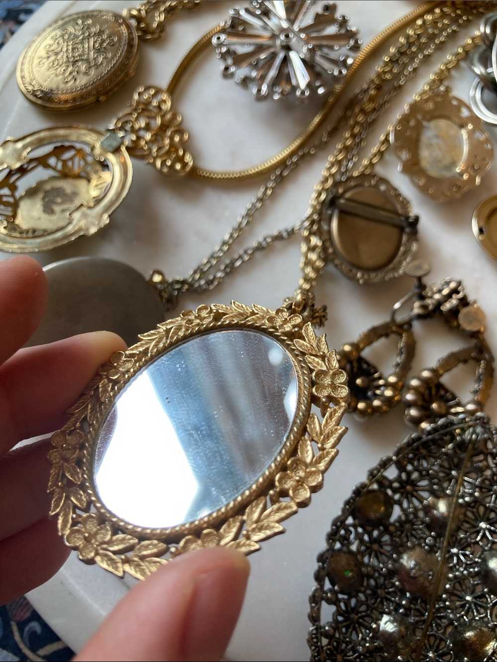 Vintage, Mid-Century & Art Deco Costume Jewelry Lot - Picture 12 of 12